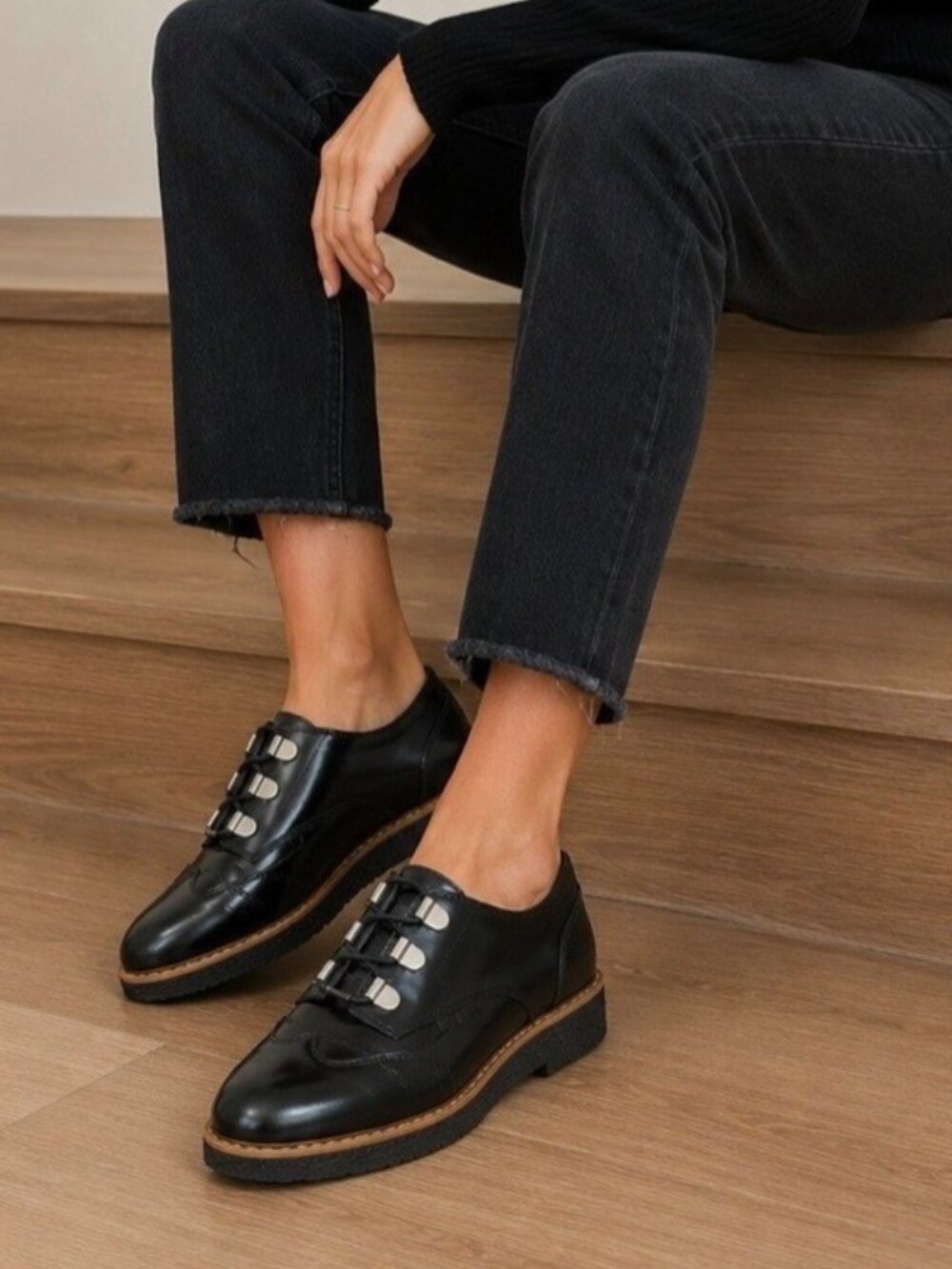 Rebecca Minkoff Polly Oxfords Leather Navy Lace up Size 6.5 Chunky Lug Sole